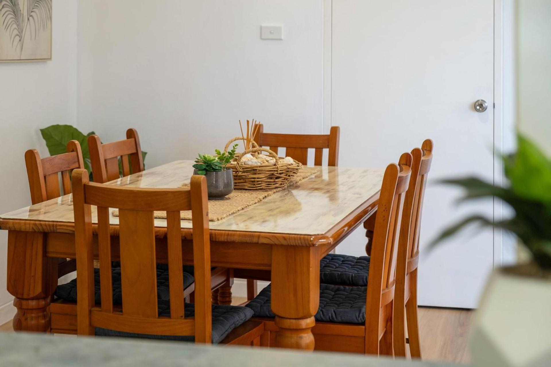 Hibiscus Court 5 Apartment